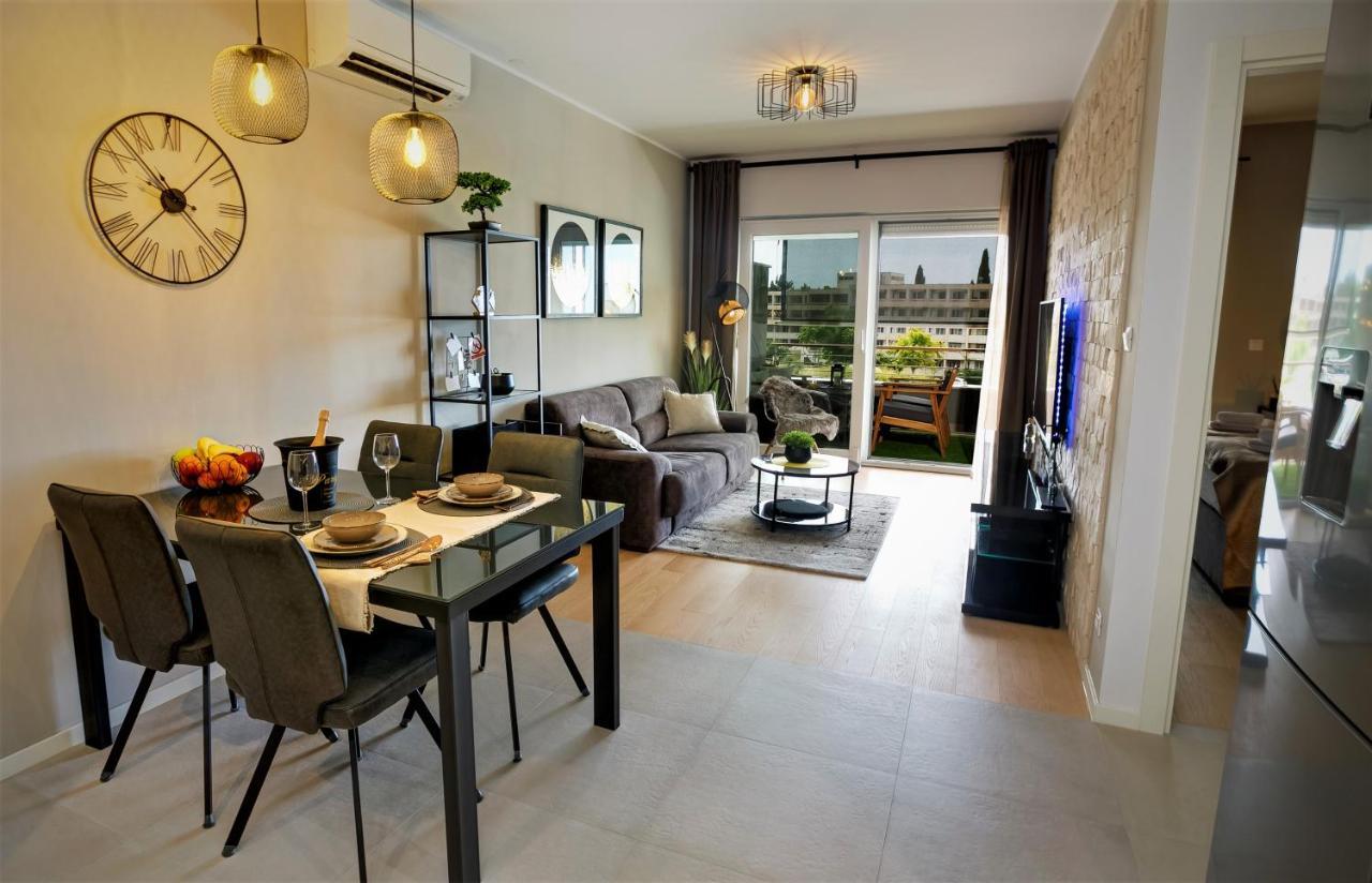 Luxury Apartment 4Seasons With Garage Split Zewnętrze zdjęcie